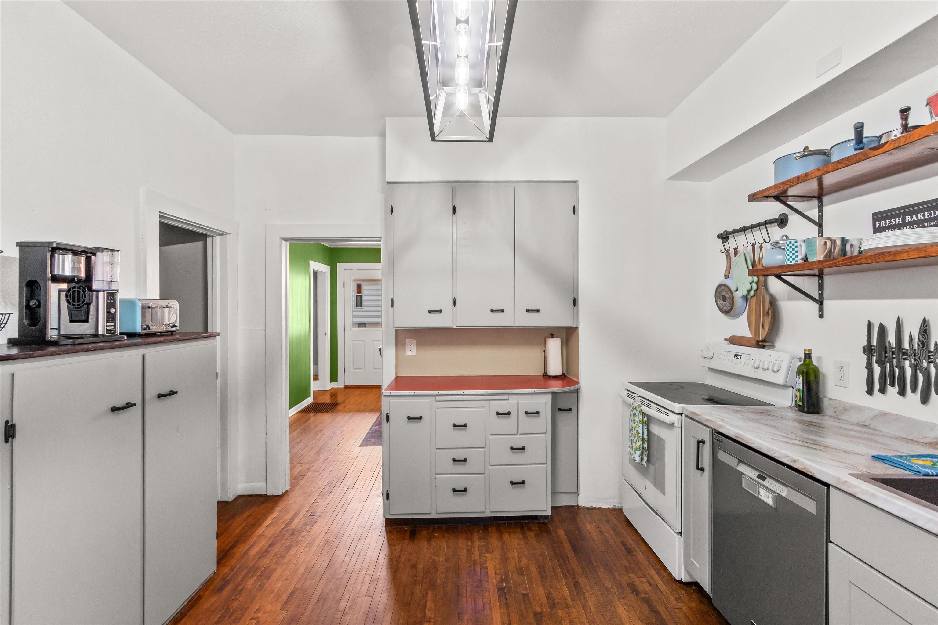 545 Division Street Wild Rose, WI 54984 - Photo 8 of 29