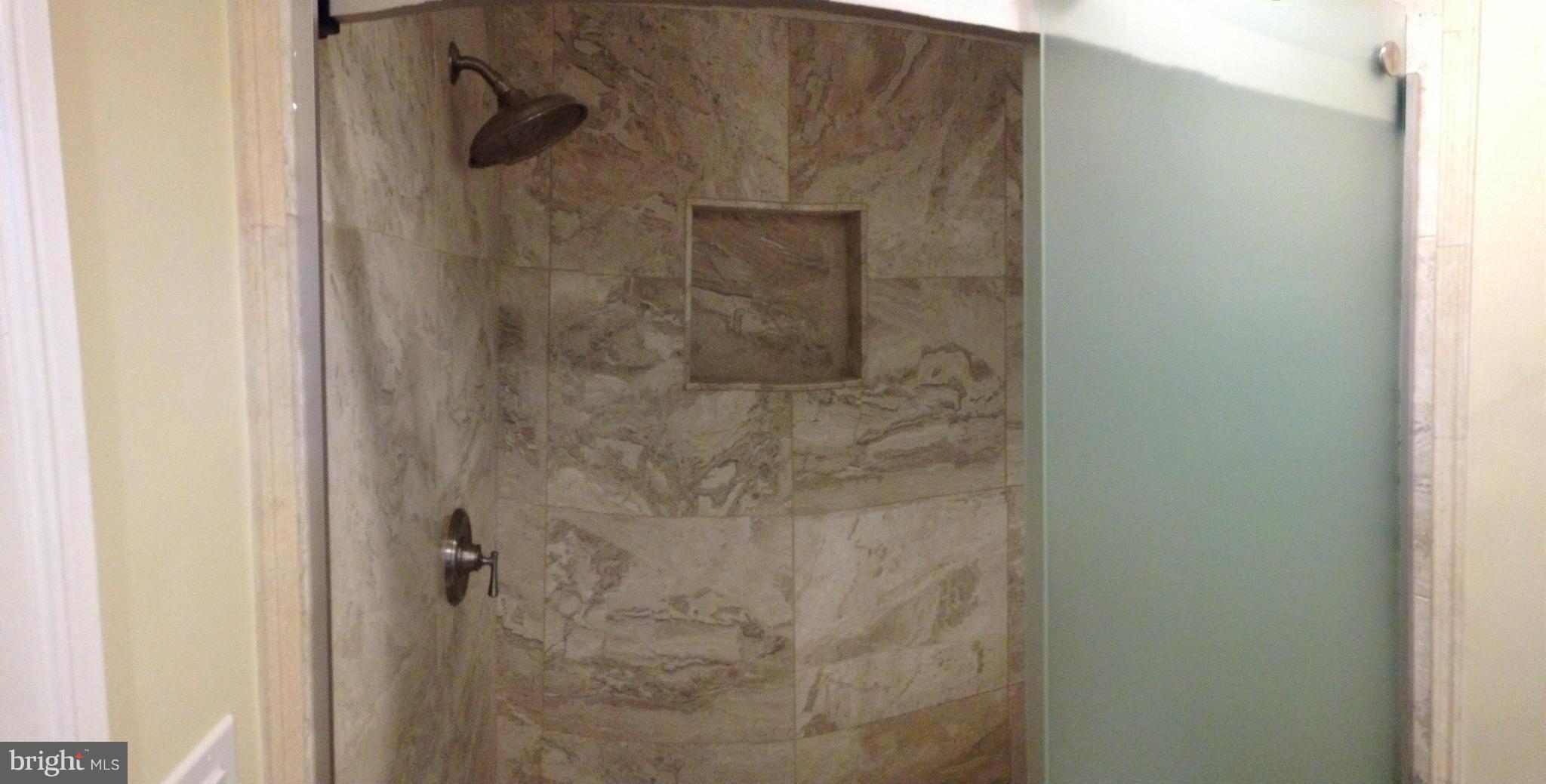 2715 Emmet Road Silver Spring, MD 20902 - Photo 13 of 24 Bath (Master)