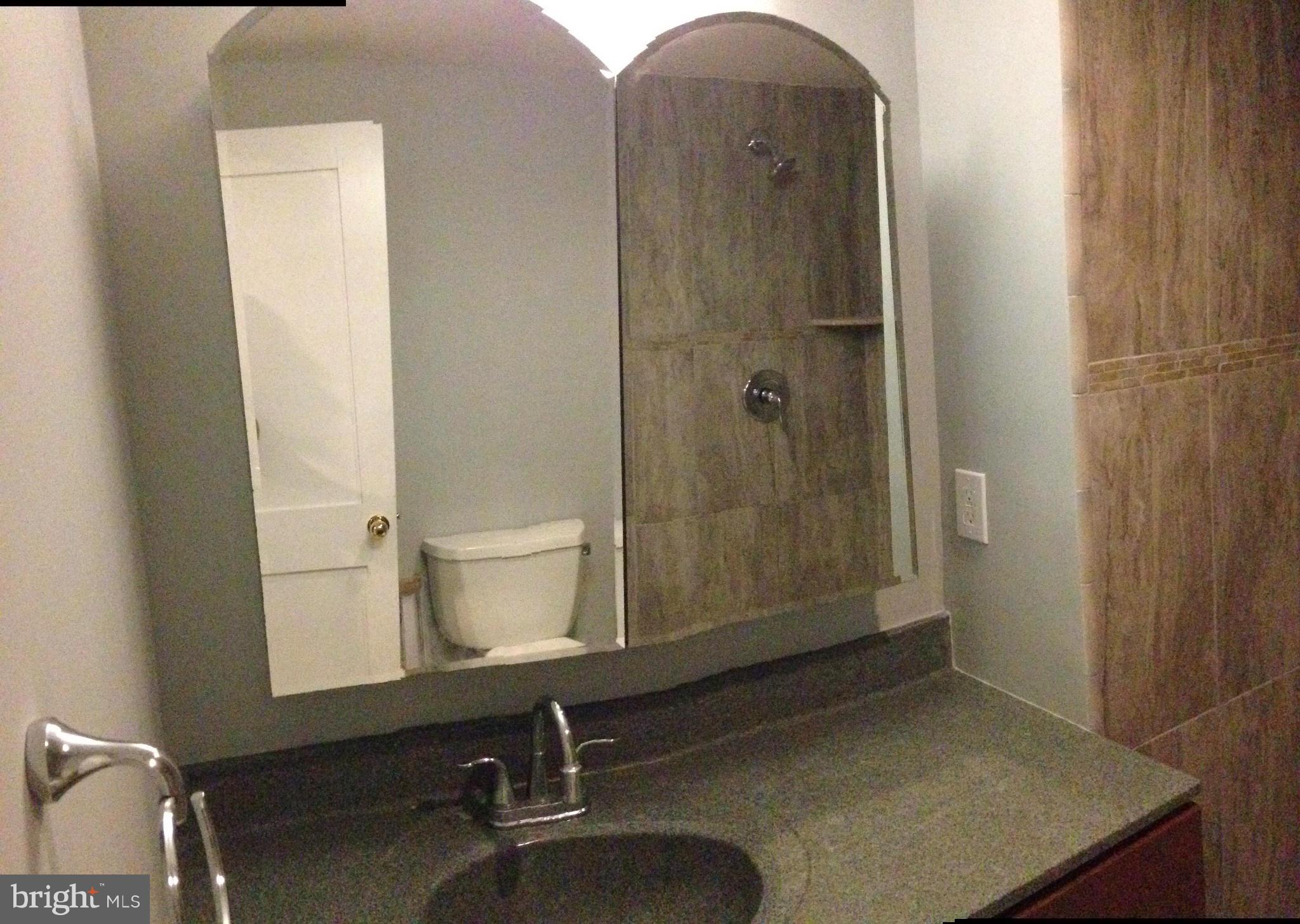 2715 Emmet Road Silver Spring, MD 20902 - Photo 23 of 24 Bath