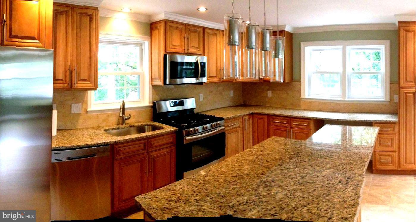 2715 Emmet Road Silver Spring, MD 20902 - Photo 9 of 24 Kitchen