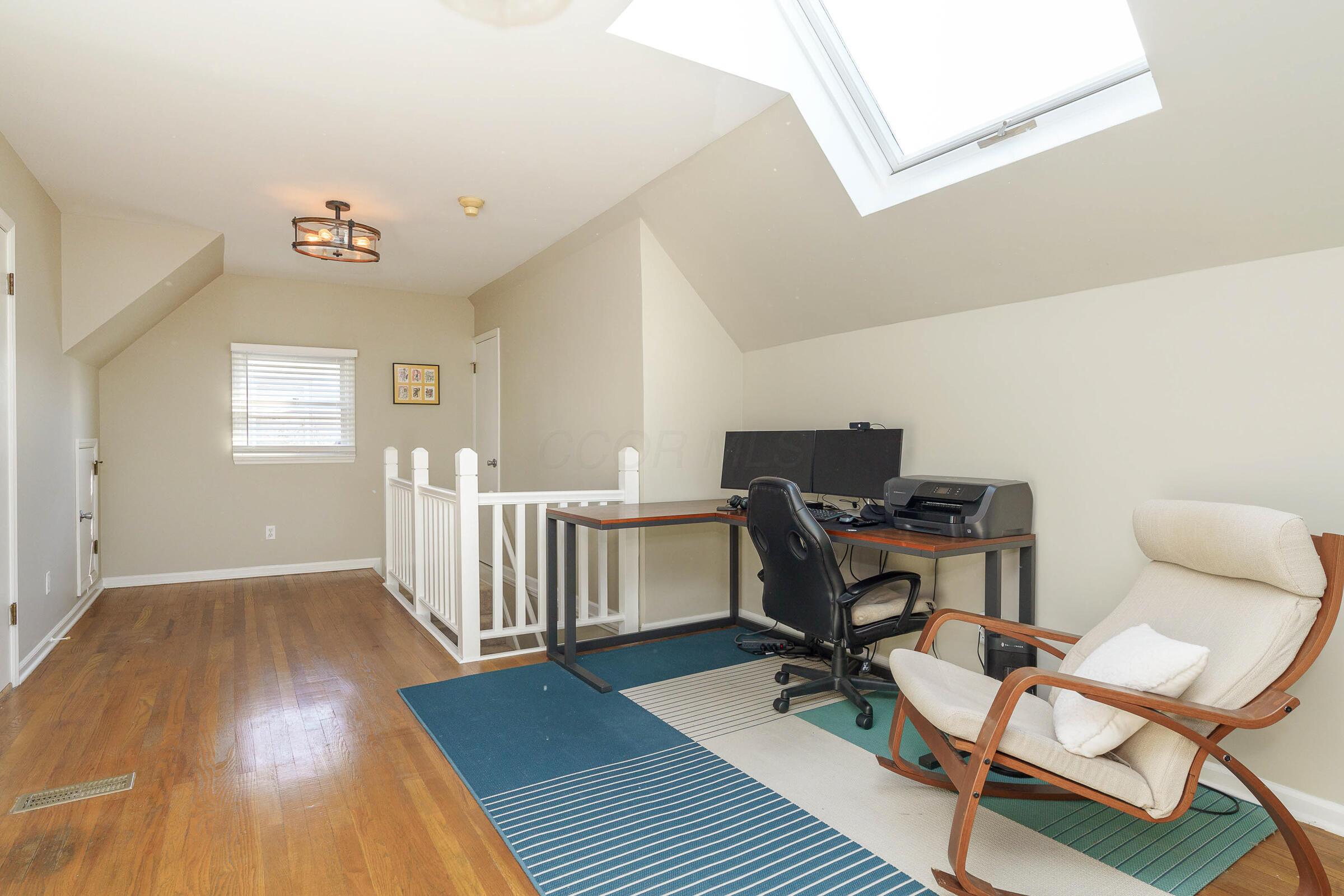 2032 Jervis Road Columbus, OH 43221 - Photo 23 of 34 2032 Jervis Rd-35