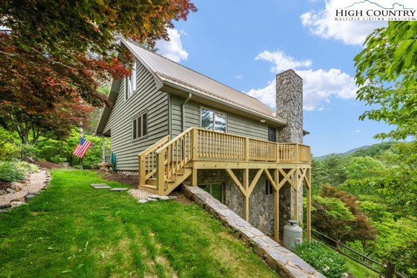 306 South Turkey Ridge Crumpler, NC 28617 - Photo 11 of 33