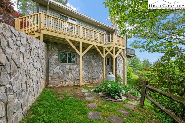 306 South Turkey Ridge Crumpler, NC 28617 - Photo 12 of 33
