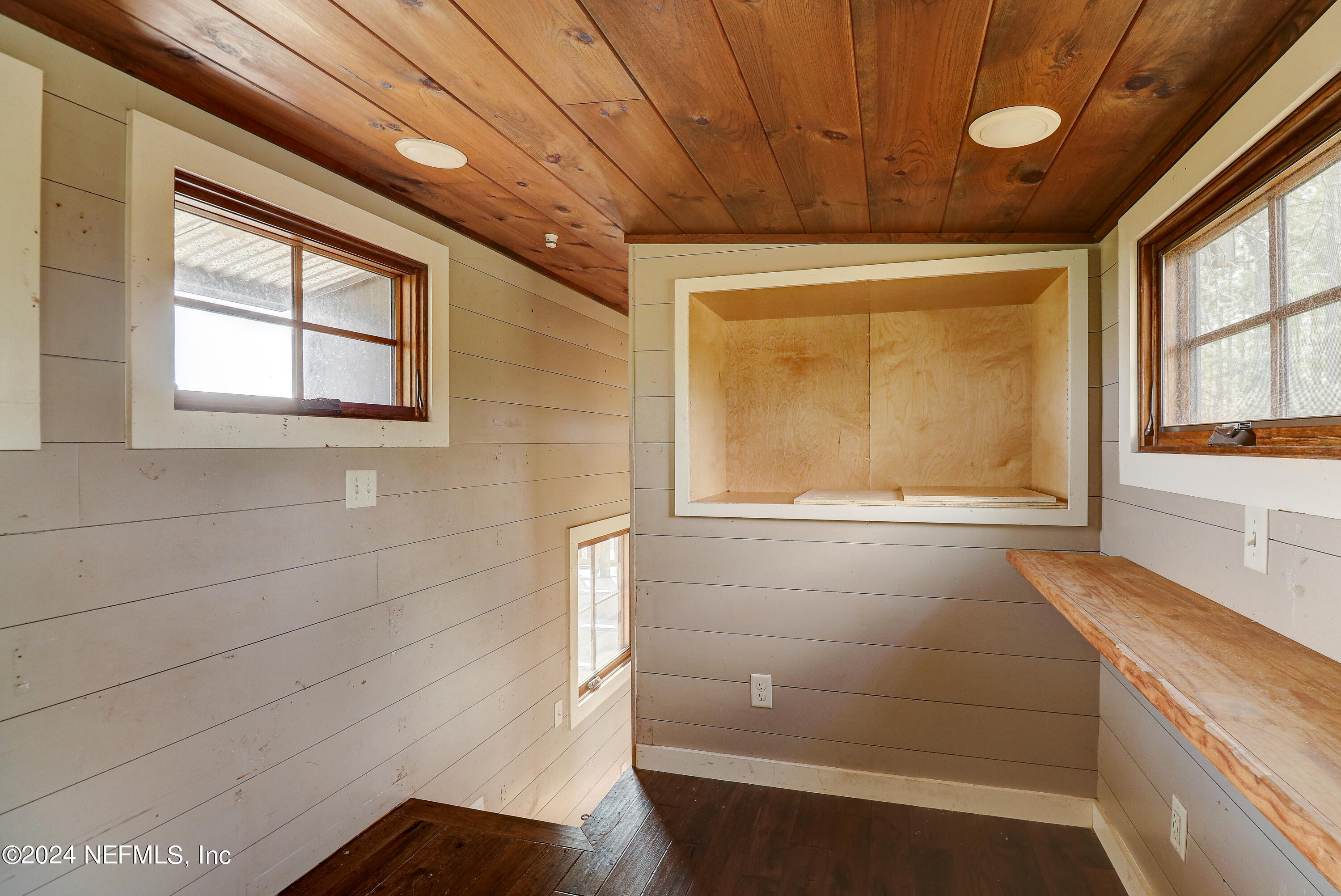 15649 Shellcracker Road Jacksonville, FL 32226 - Photo 21 of 35 a view of an empty room with a window