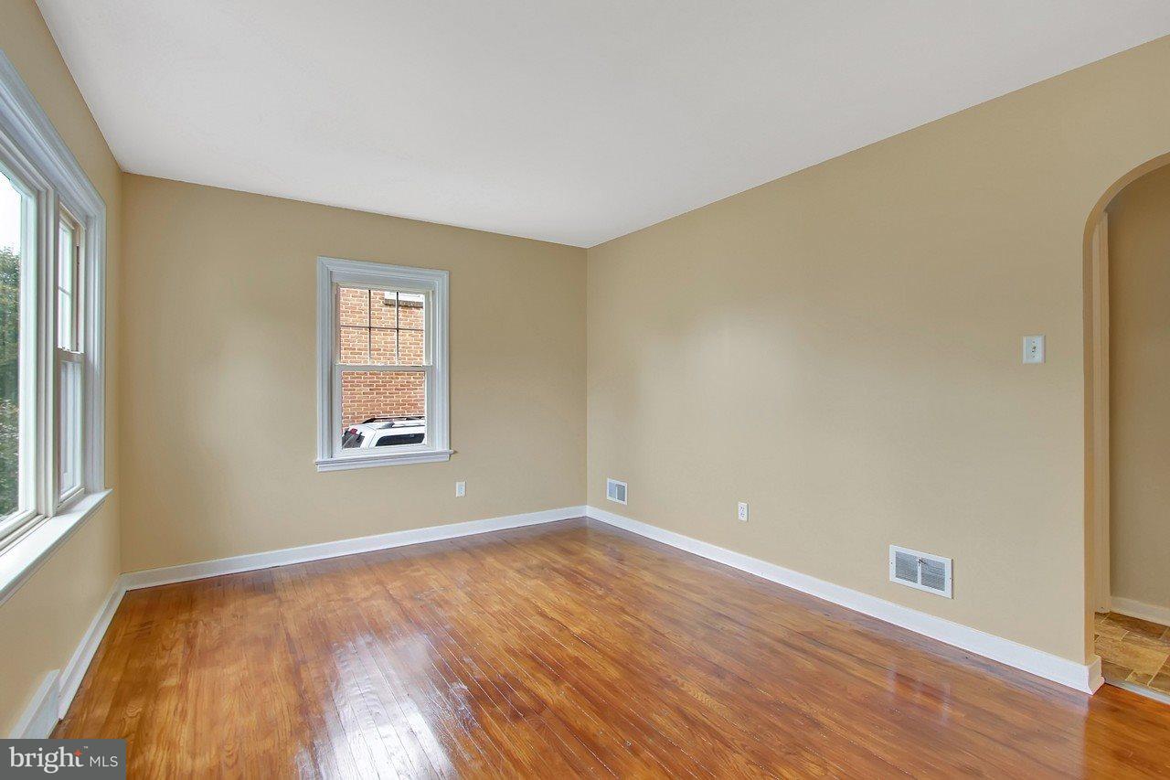 333 Pinehurst Road York, PA 17402 - Photo 2 of 25 Gallery Image 2