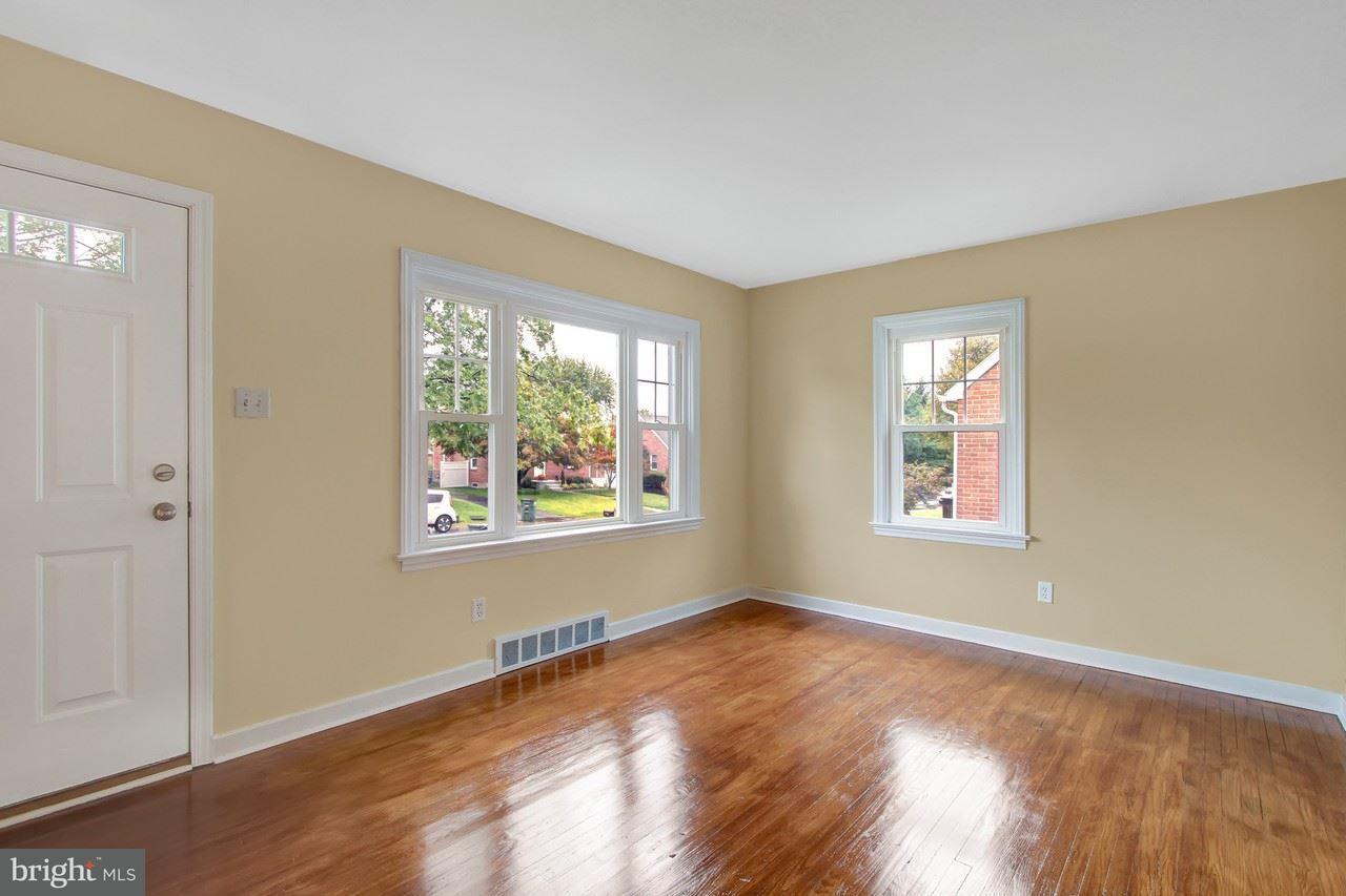 333 Pinehurst Road York, PA 17402 - Photo 3 of 25 Gallery Image 3