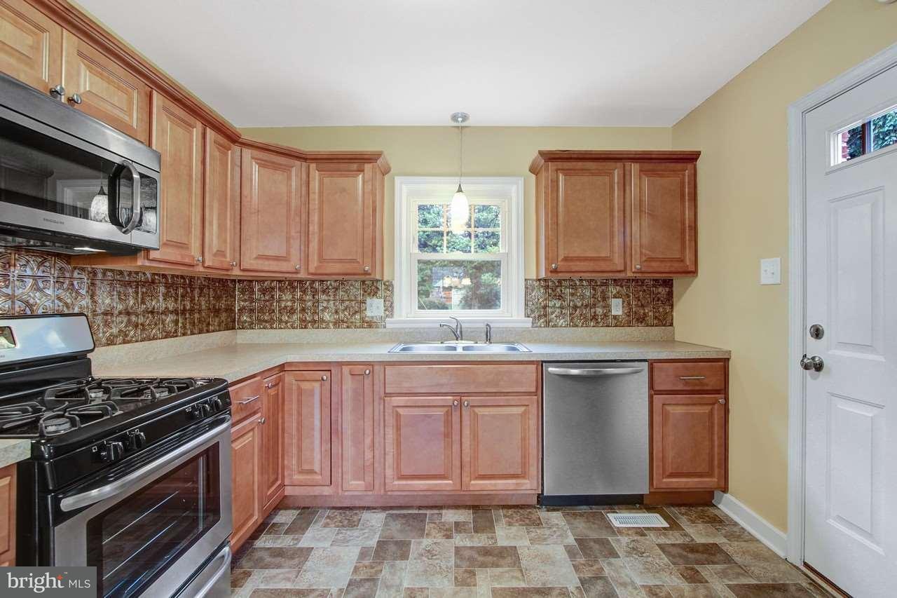 333 Pinehurst Road York, PA 17402 - Photo 8 of 25 Gallery Image 8