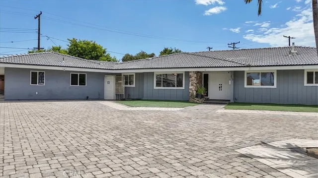 $1,650,000 | 2550 West Rowland Avenue, Anaheim, CA 92804