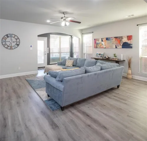 $749,900 | 416 Wiltshire Boulevard, Lewisville, TX 75056