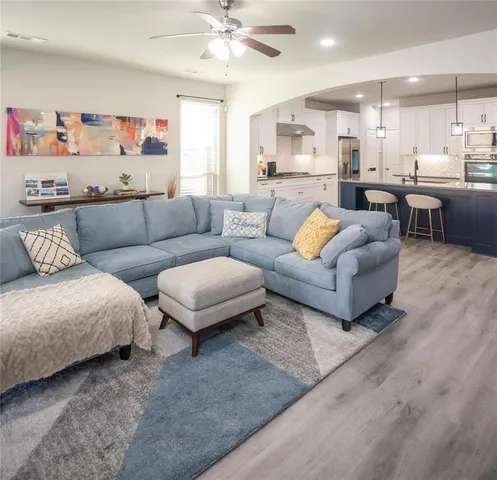 $749,900 | 416 Wiltshire Boulevard, Lewisville, TX 75056