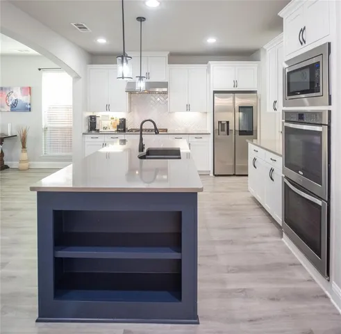 $749,900 | 416 Wiltshire Boulevard, Lewisville, TX 75056