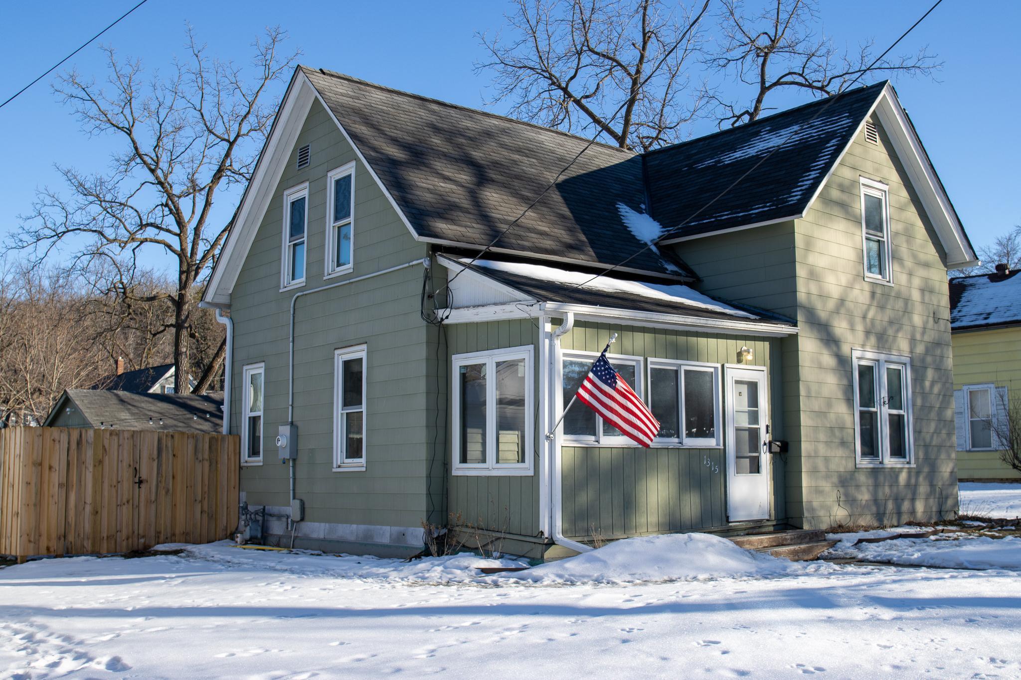 1315 12th Street Red Wing, MN 55066 - Photo 2 of 25