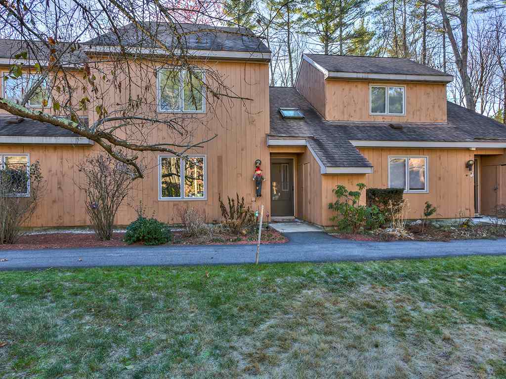 43 Derry Street Merrimack, NH 03054 - Photo 1 of 32 Gallery Image 1