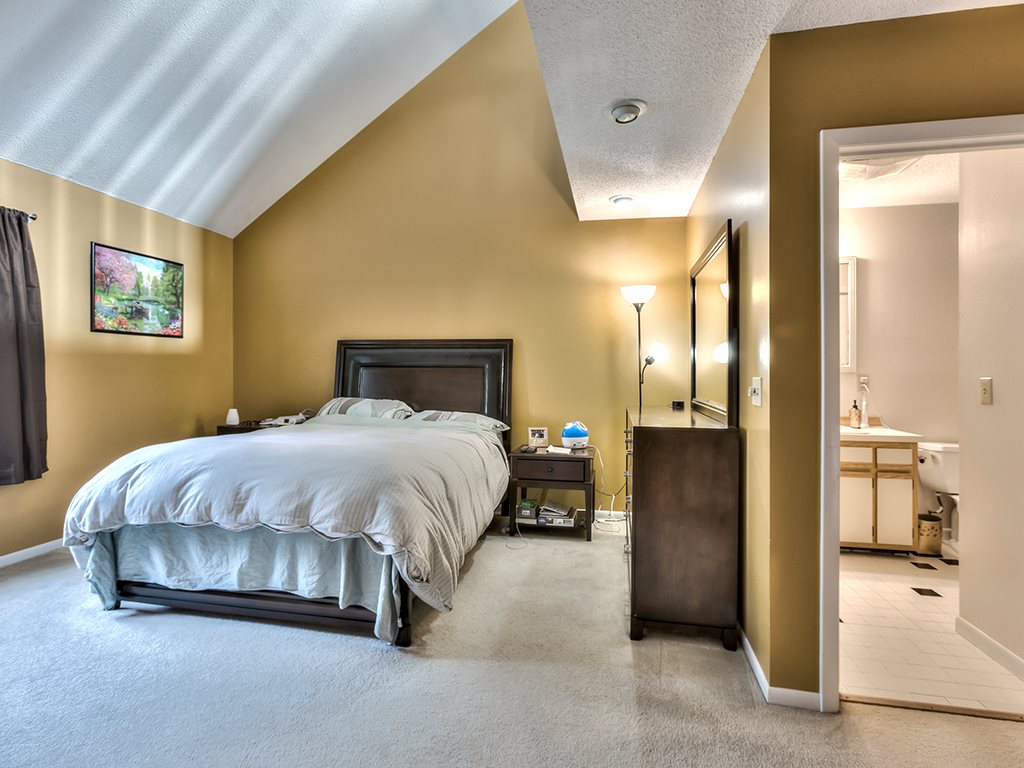 43 Derry Street Merrimack, NH 03054 - Photo 21 of 32 Gallery Image 21