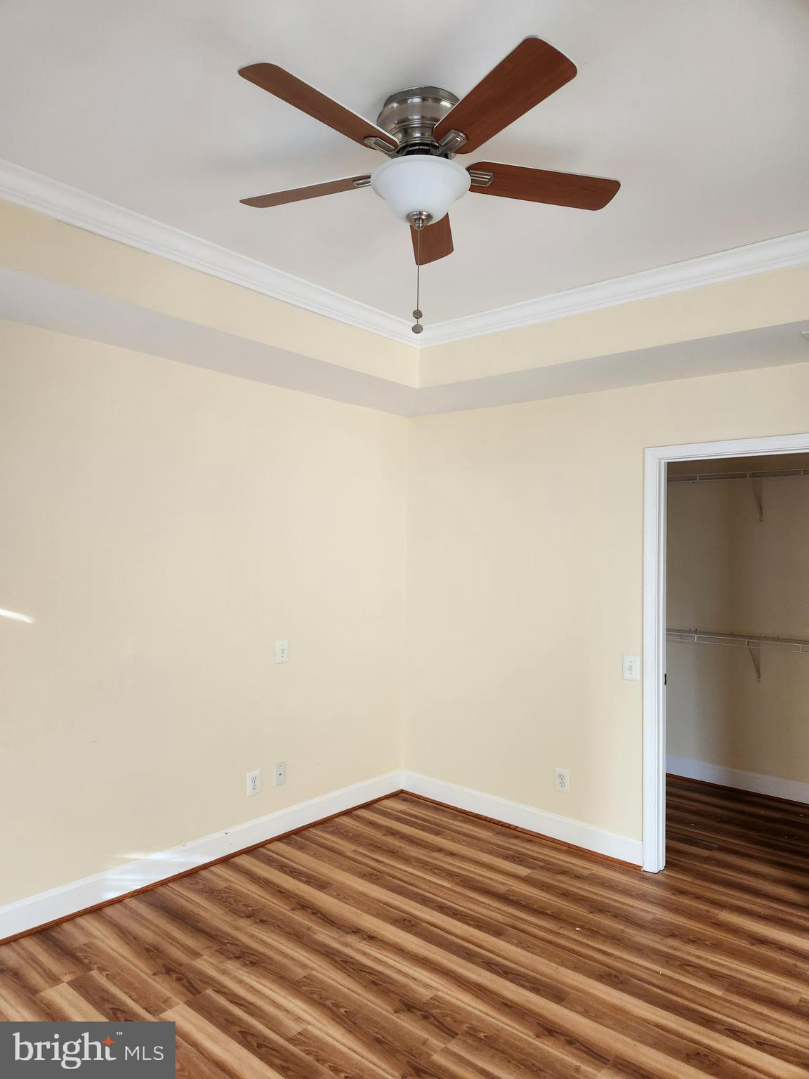 2481 Walnut Rocker Lane Herndon, VA 20171 - Photo 14 of 19 Primary bedroom