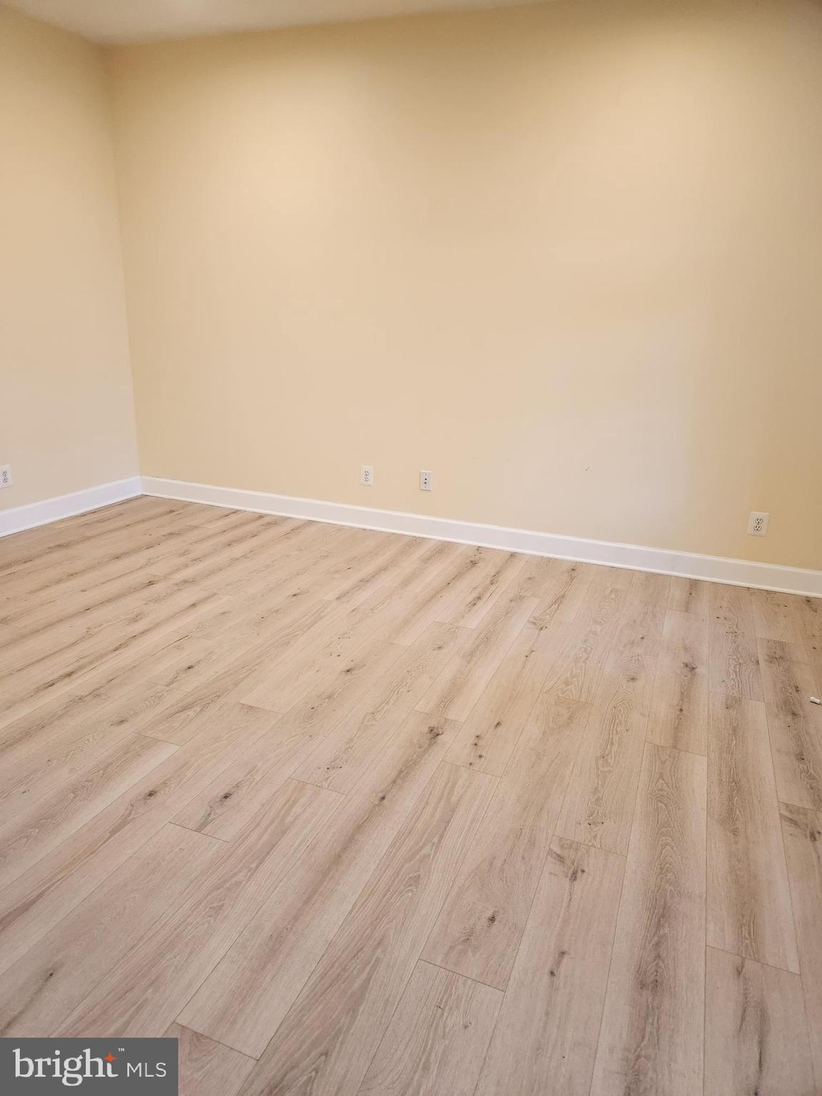 2481 Walnut Rocker Lane Herndon, VA 20171 - Photo 3 of 19 Office/den