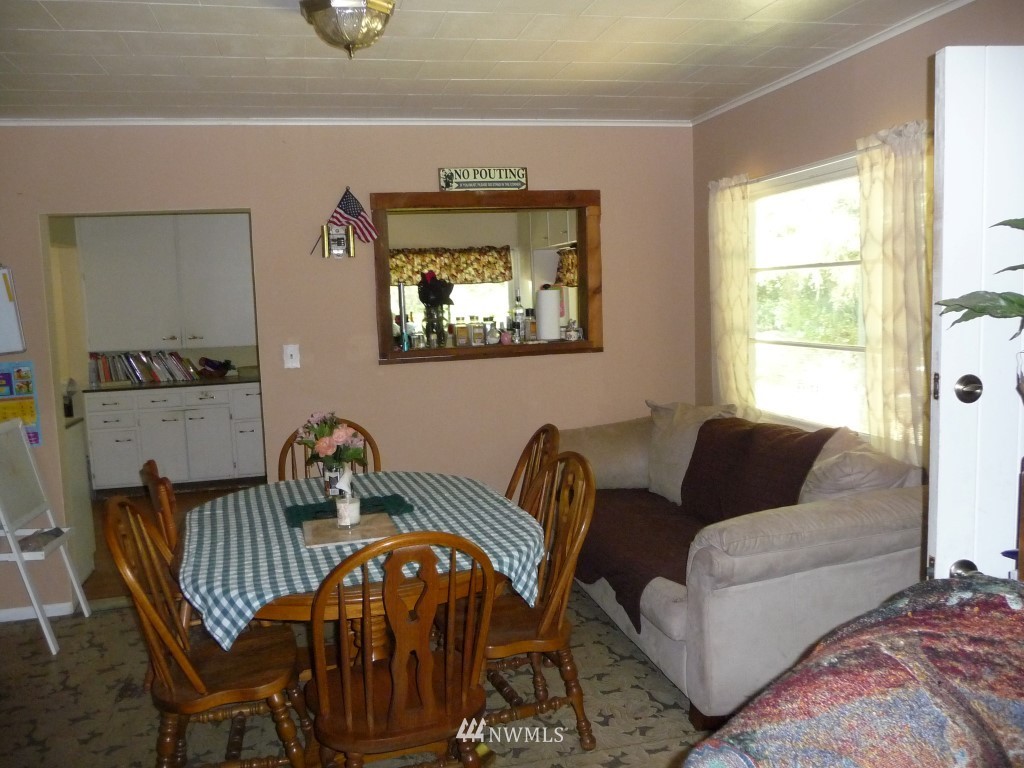 8374 Gordon Road Concrete, WA 98237 - Photo 6 of 10 Gallery Image 6