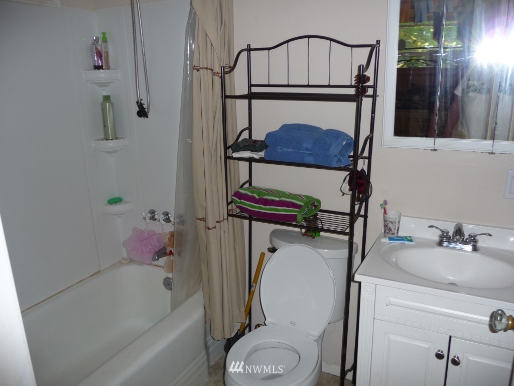 8374 Gordon Road Concrete, WA 98237 - Photo 10 of 10 Gallery Image 10