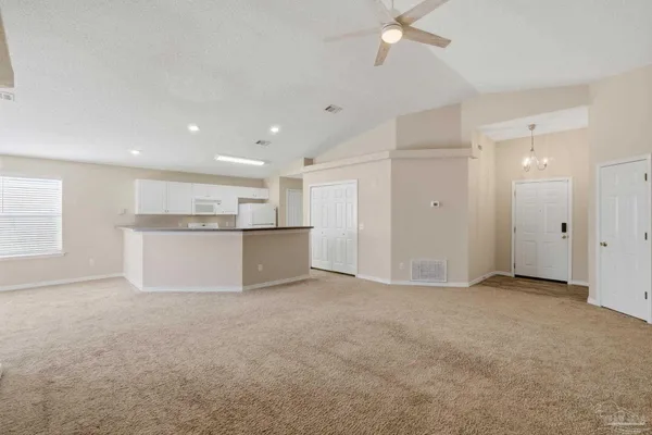 $2,000 | 342 Mizzen Lane, Pensacola, FL 32507