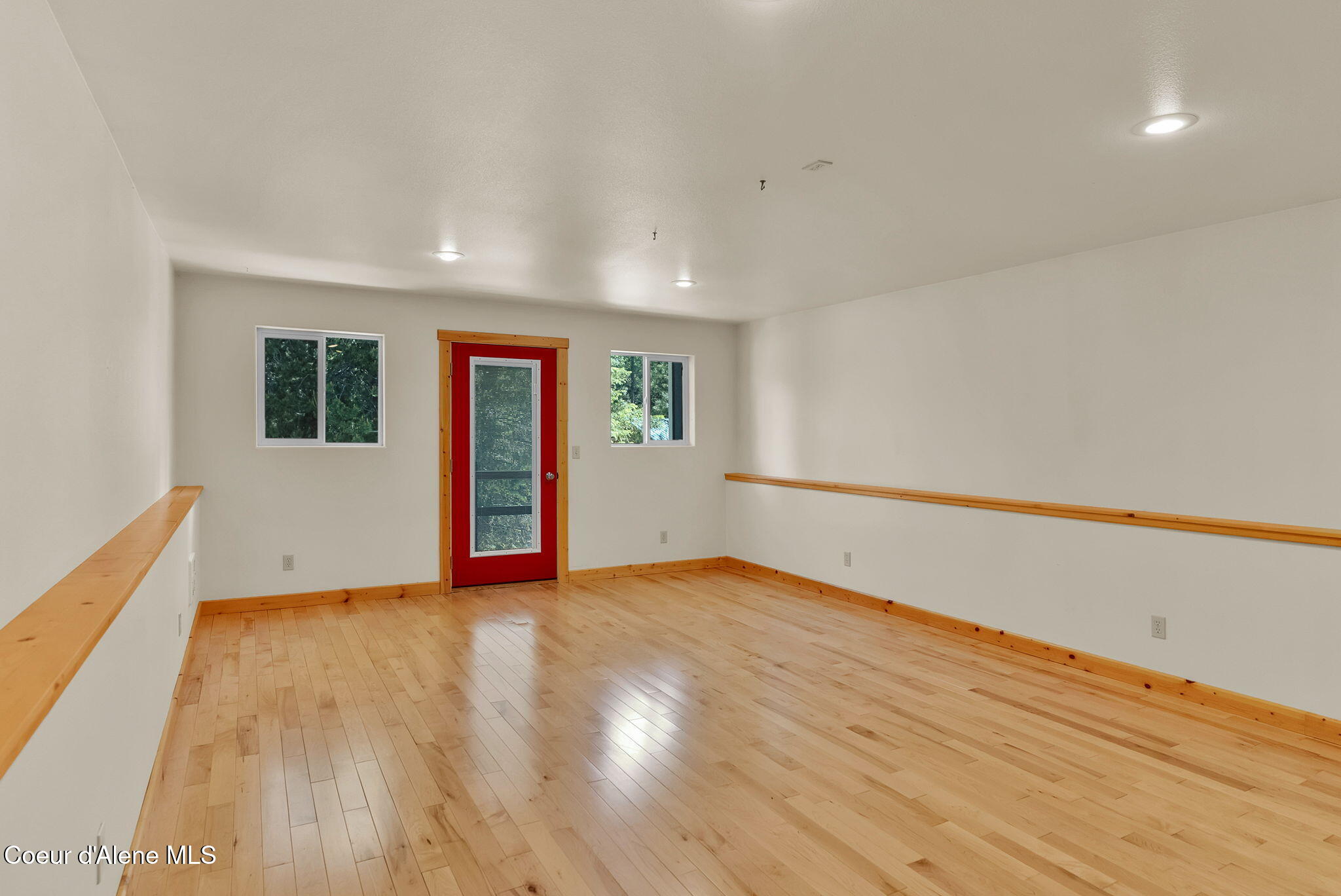 551 Star Road Moyie Springs, ID 83845 - Photo 39 of 85 37-web-or-mls-SkyLight - Star (JG)-10