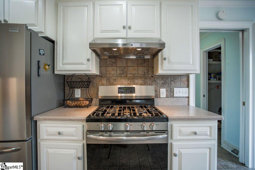 311 Cherry Hill Road Greenville, SC 29607 - Photo 16 of 33 Gallery Image 16
