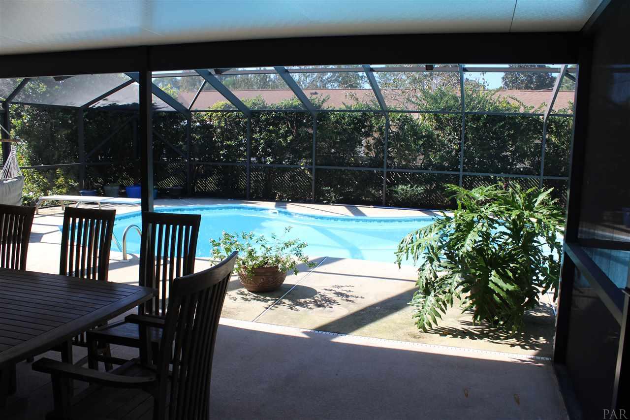 3585 Dunfries Road Pensacola, FL 32503 - Photo 17 of 37 Gallery Image 17