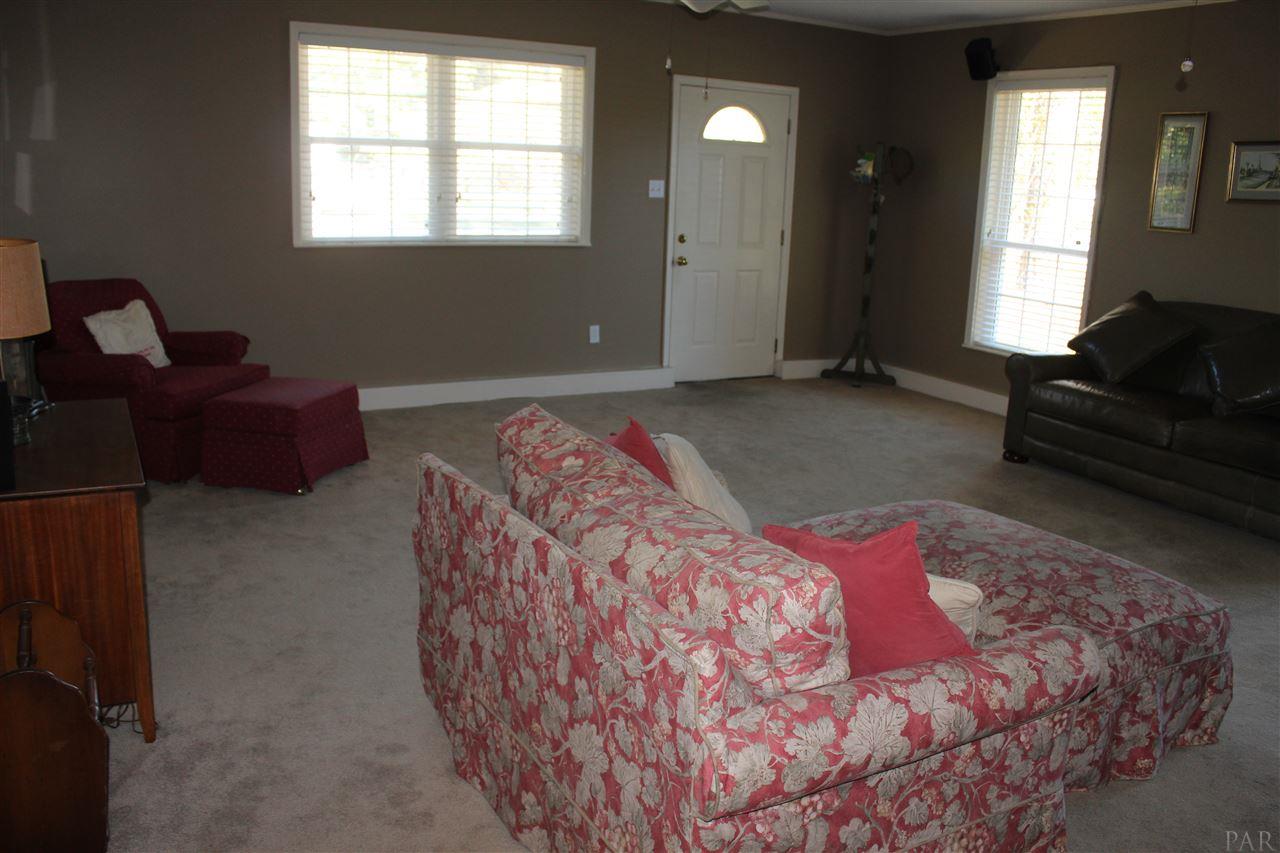 3585 Dunfries Road Pensacola, FL 32503 - Photo 23 of 37 Gallery Image 23