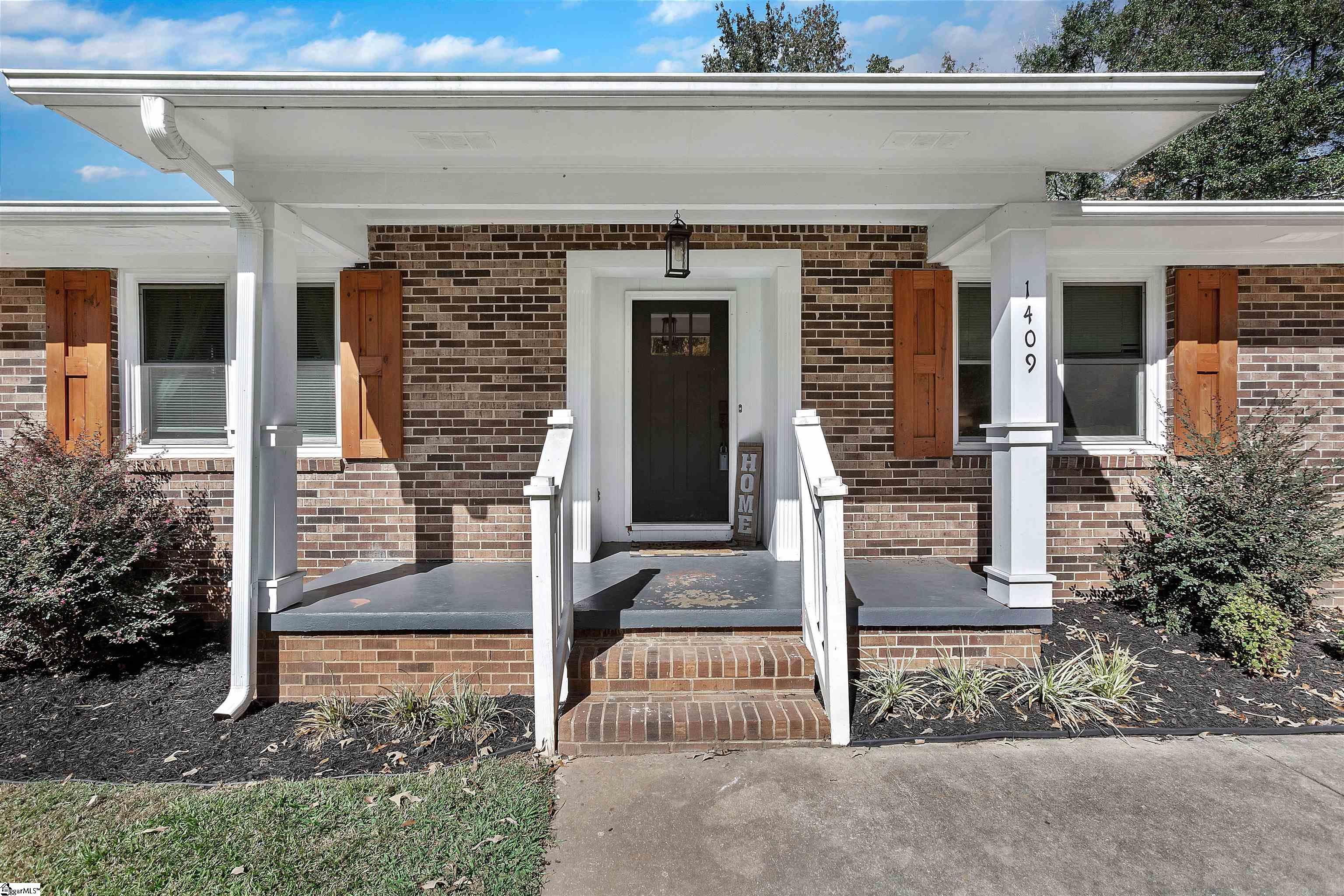 1409 Whiten Road Belton, SC 29627 - Photo 4 of 32