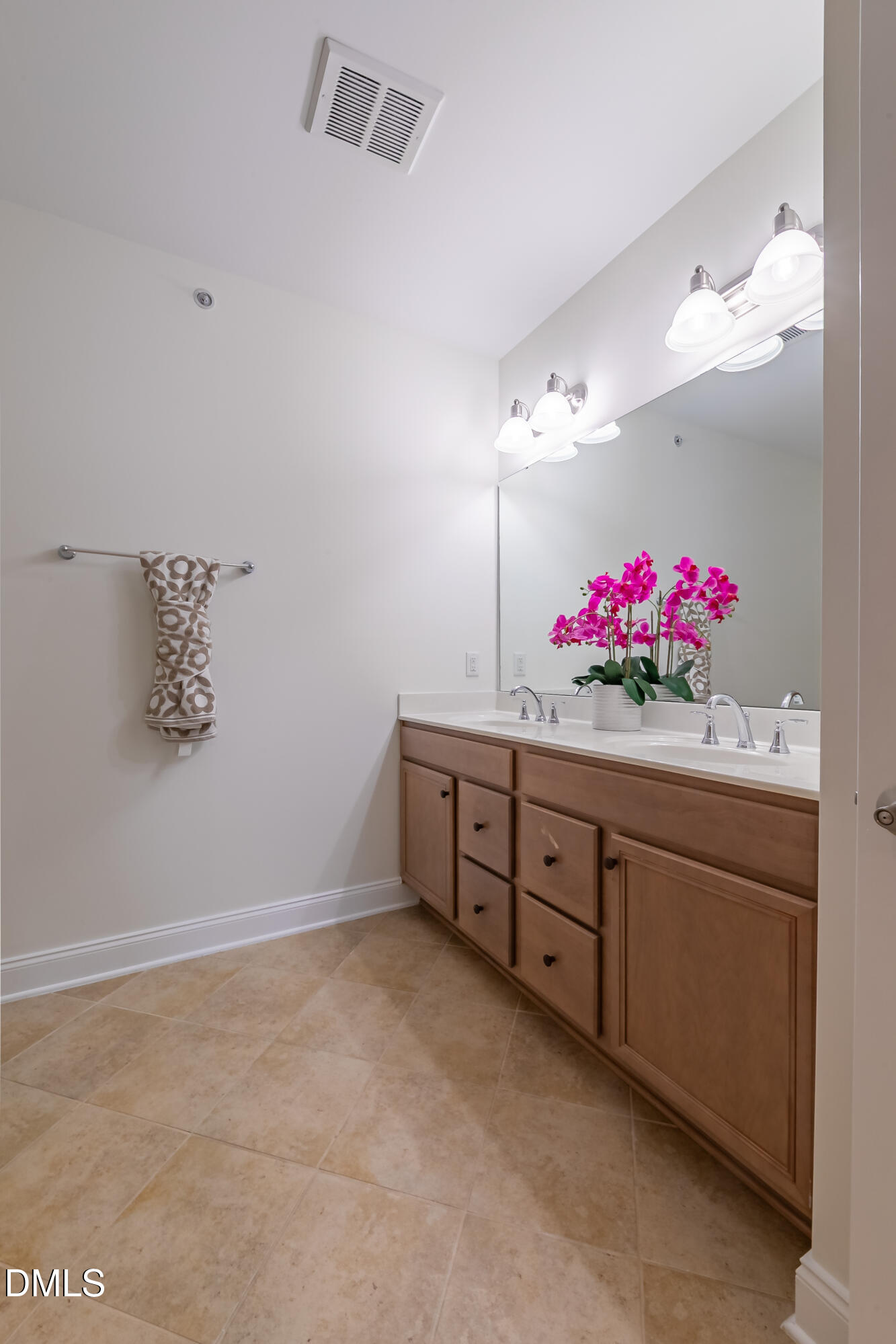 10510 Rosegate Court, Unit 301 Raleigh, NC 27617 - Photo 31 of 47