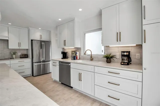 $1,750,000 | 207 Peacock Lane, Bradenton Beach, FL 34217