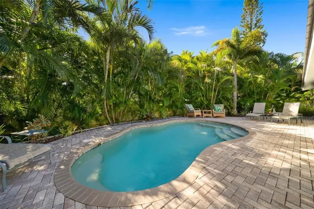 $1,750,000 | 207 Peacock Lane, Bradenton Beach, FL 34217