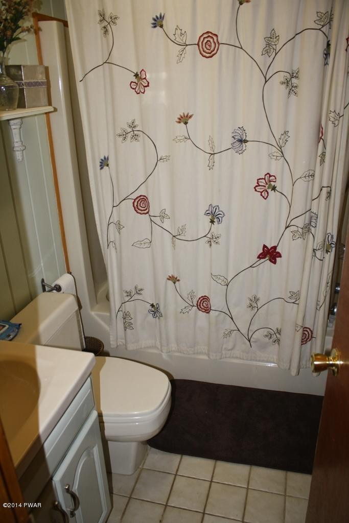 77 Mustang Road Lake Ariel, PA 18436 - Photo 7 of 37