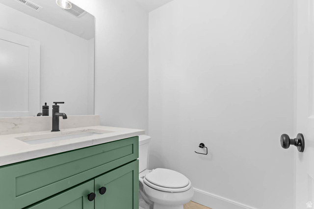 11711 South Halls Crk Road Draper, UT 84020 - Photo 23 of 31 Bathroom with vanity and toilet