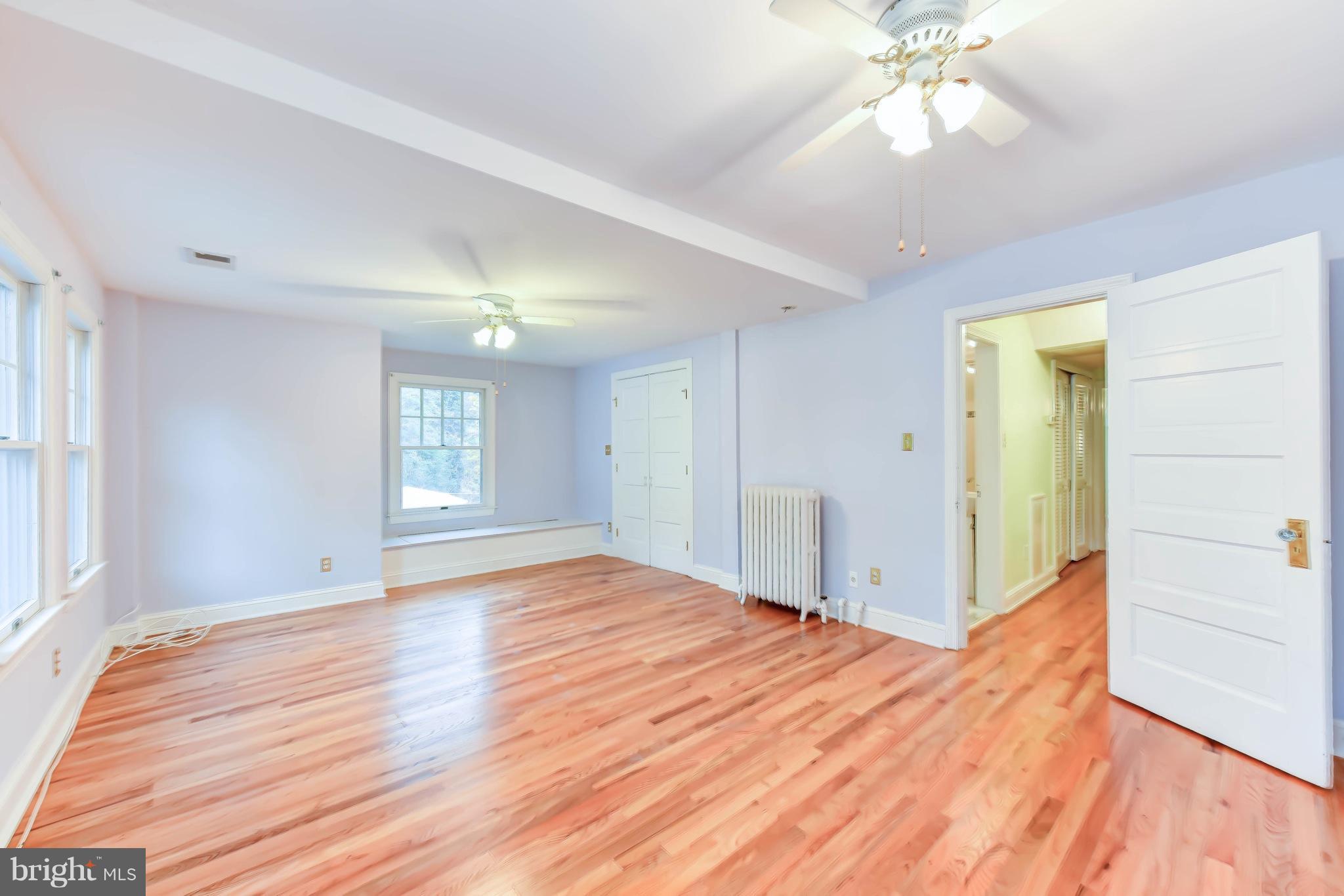 3009 Russell Road Alexandria, VA 22305 - Photo 21 of 30 Bedroom #2 on upper level