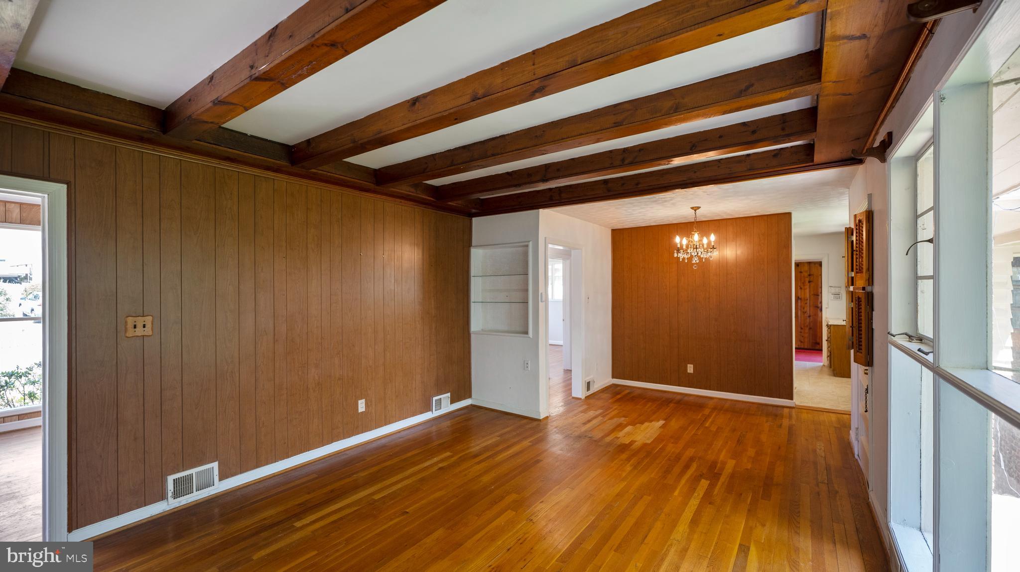 10403 Brunswick Avenue Silver Spring, MD 20902 - Photo 4 of 36