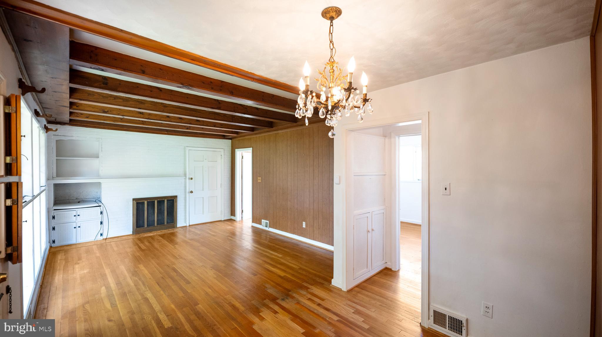 10403 Brunswick Avenue Silver Spring, MD 20902 - Photo 6 of 36