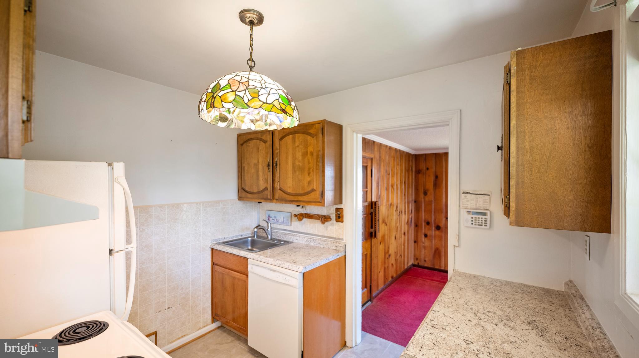 10403 Brunswick Avenue Silver Spring, MD 20902 - Photo 9 of 36