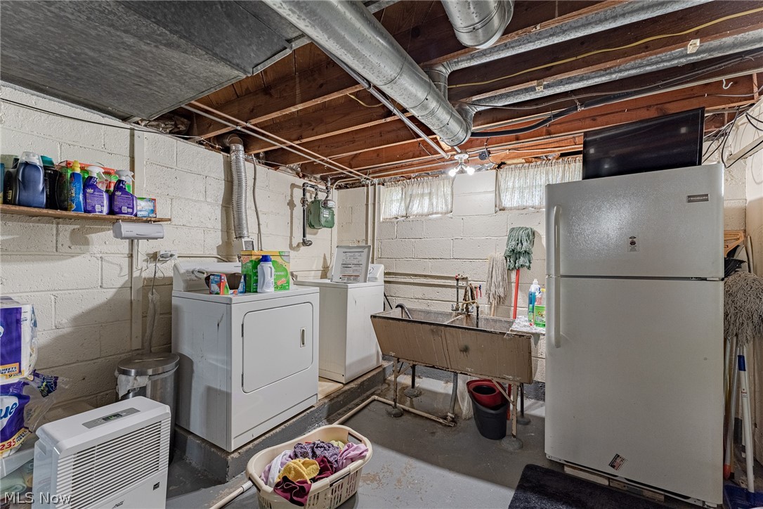 20710 Watson Road Maple Heights, OH 44137 - Photo 19 of 26 Gallery Image 19