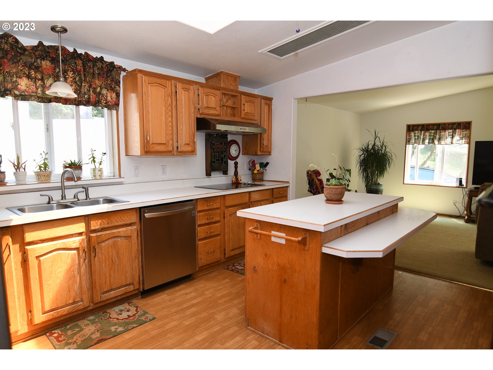 99851 Mt Emily Road Brookings, OR 97415 - Photo 15 of 46