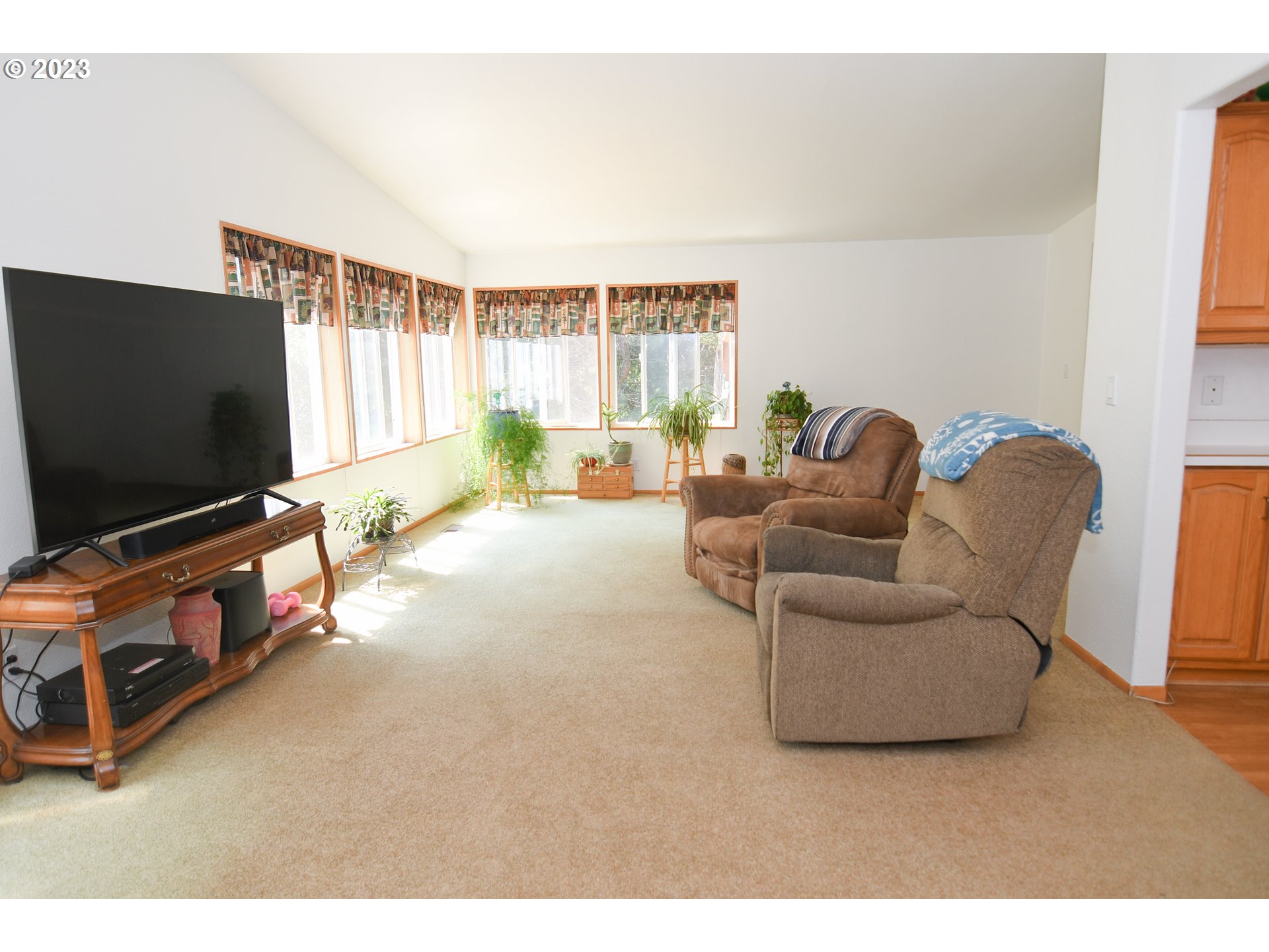 99851 Mt Emily Road Brookings, OR 97415 - Photo 16 of 46