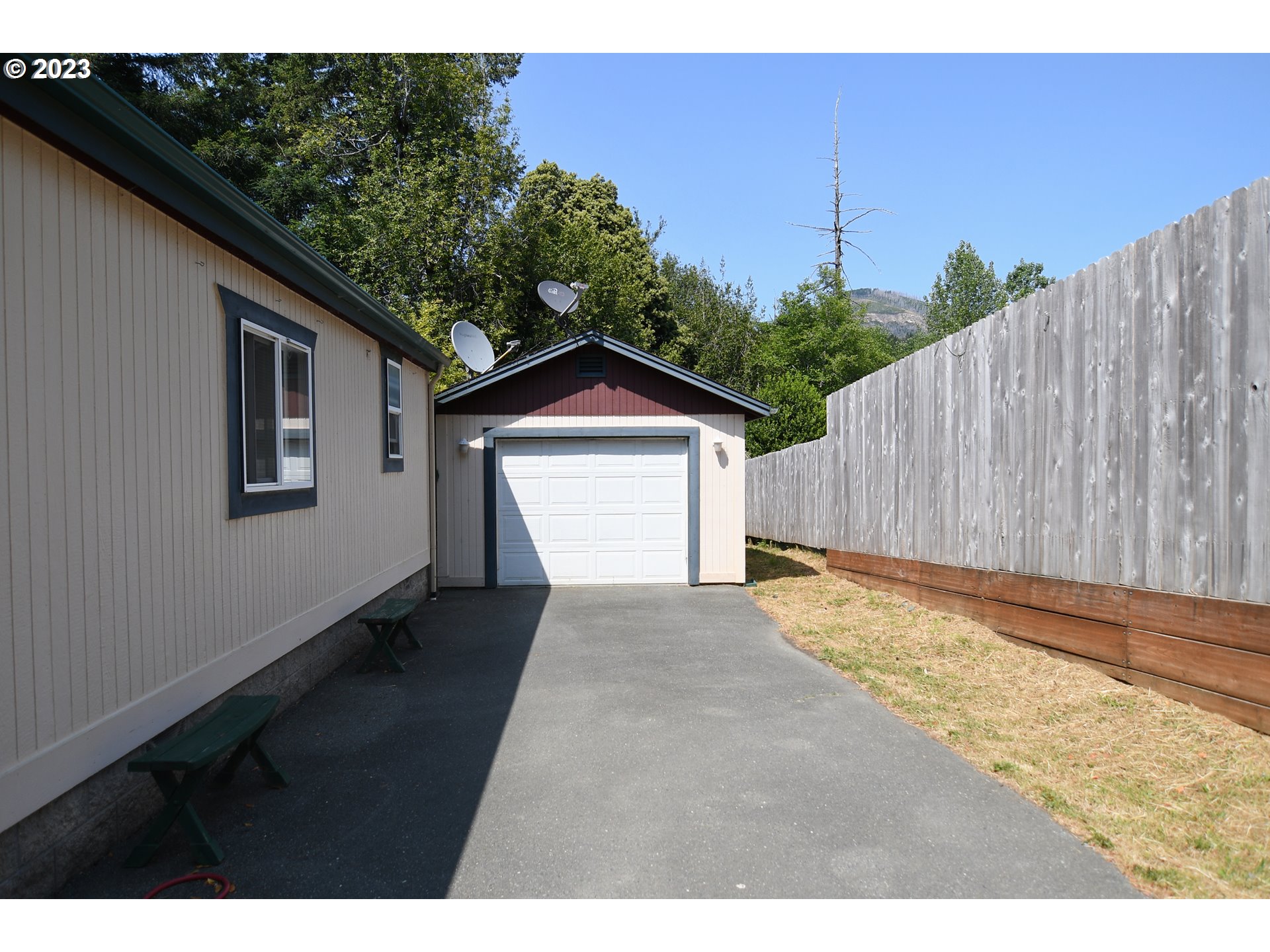 99851 Mt Emily Road Brookings, OR 97415 - Photo 6 of 46