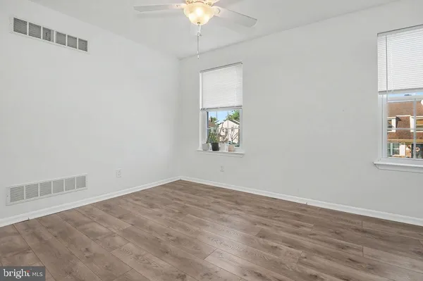 $249,900 | 405 Woodmill Court, Newark, DE 19702