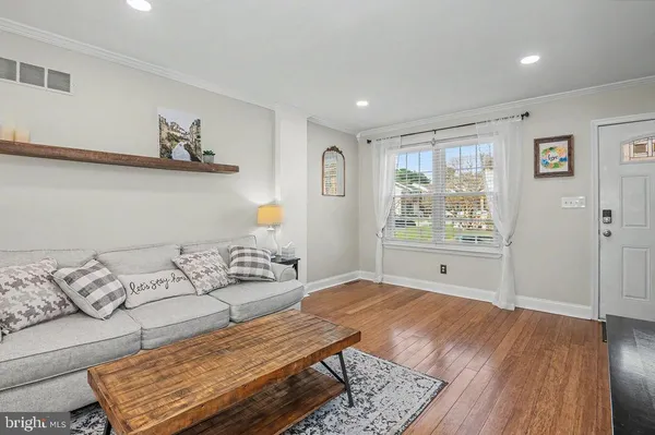 $249,900 | 405 Woodmill Court, Newark, DE 19702