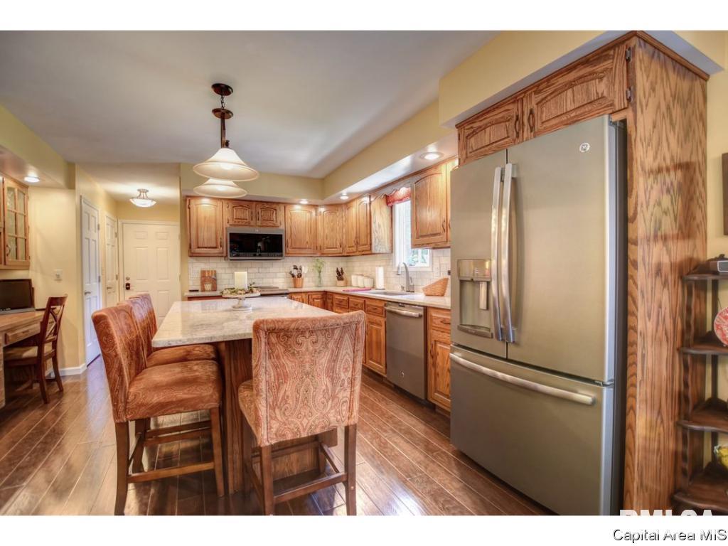 4044 Guilford Drive Springfield, IL 62711 - Photo 11 of 33