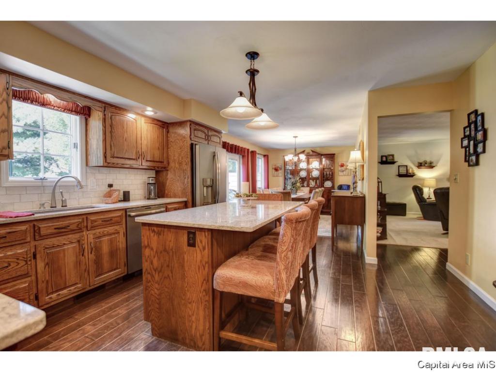 4044 Guilford Drive Springfield, IL 62711 - Photo 12 of 33