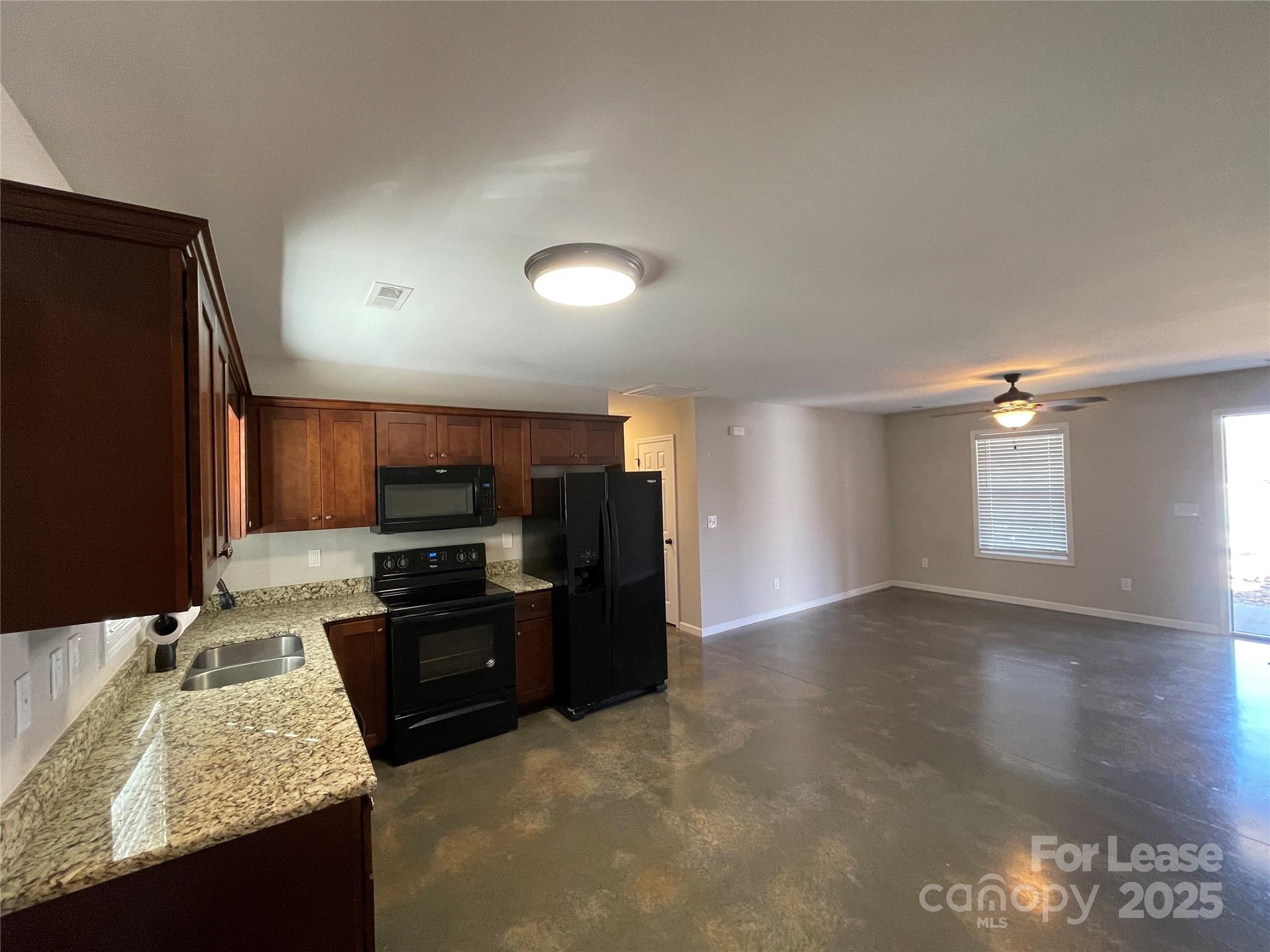 4422 Dillbrook Lane Denver, NC 28037 - Photo 5 of 10