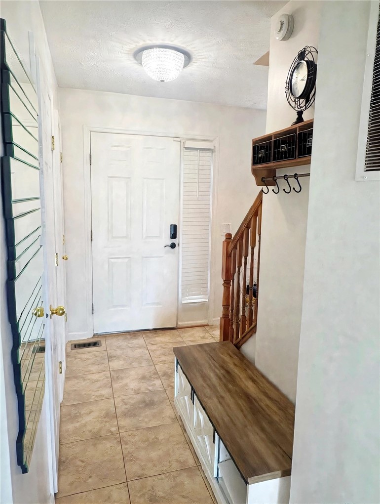 604 Kirk Road Greece, NY 14612 - Photo 2 of 19 Gallery Image 2