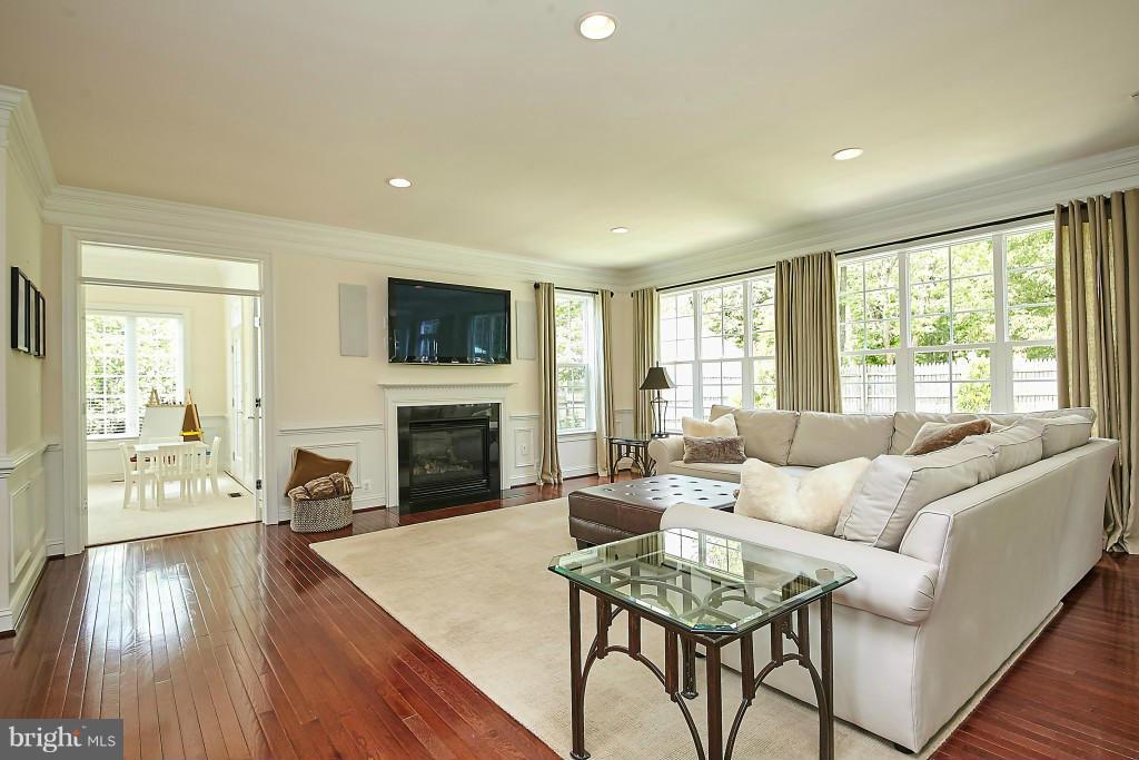 5818 Colchester Road Clifton, VA 20124 - Photo 13 of 30 Family Room