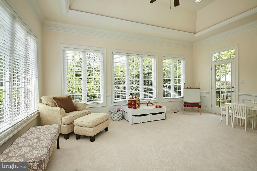 5818 Colchester Road Clifton, VA 20124 - Photo 14 of 30 Sun Room