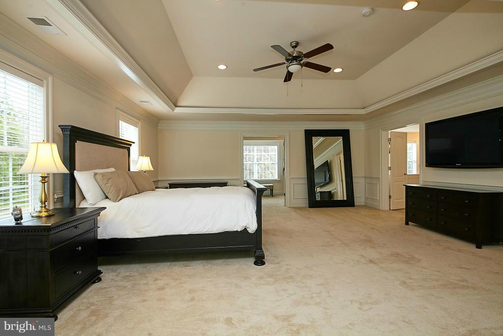 5818 Colchester Road Clifton, VA 20124 - Photo 21 of 30 Bedroom (Master)